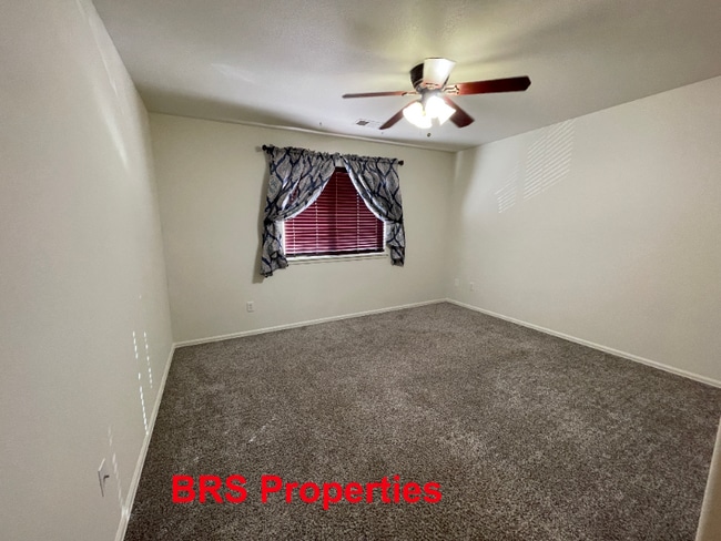 Building Photo - 1737 Christopher Way