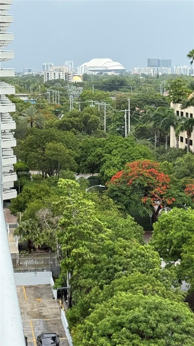 Foto del edificio - 150 SE 25th Rd