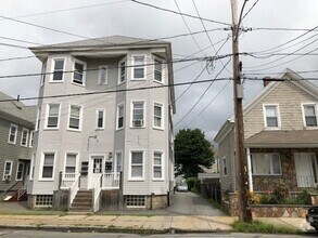 Building Photo - 257 Tinkham St