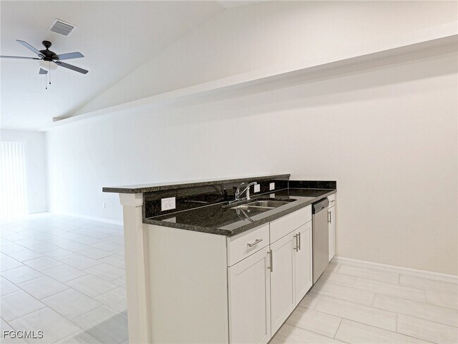 Foto del edificio - 826 Gleason Pkwy