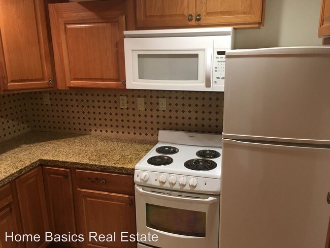 Building Photo - 2 br, 1 bath House - 221 S 960 E Basement