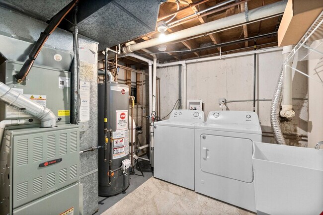 Foto del edificio - 623 Quail Run Rd