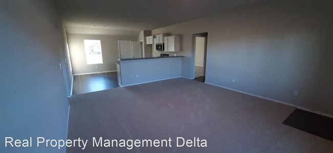 Building Photo - 3 br, 2 bath House - 1302 Springvine Dr.