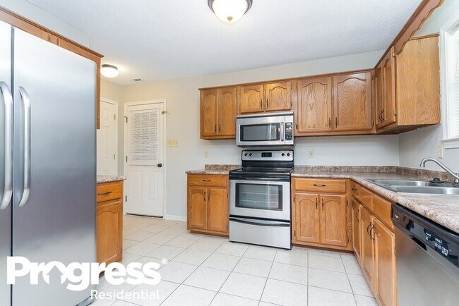 Building Photo - 2631 Itasca Dr