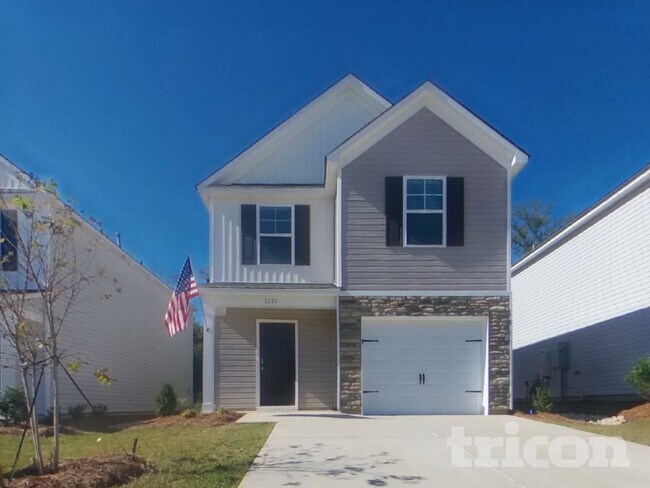 Building Photo - 1077 Crescent Moon Lp