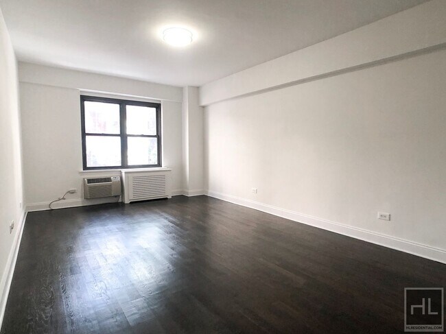 Foto del edificio - EAST 57 STREET