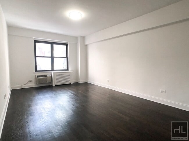 Building Photo - EAST 57 STREET