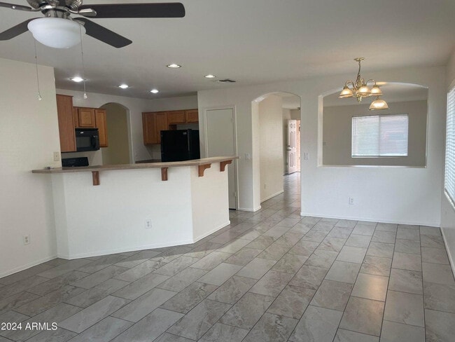 Building Photo - 1333 S 220th Dr