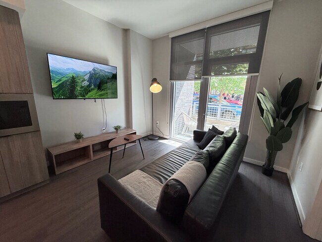 Foto del edificio - 1122 N Hudson St