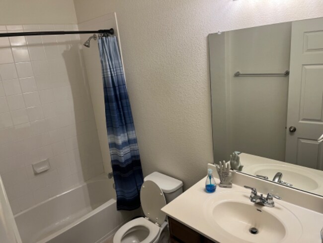 Foto del edificio - 6317 Graymont Dr