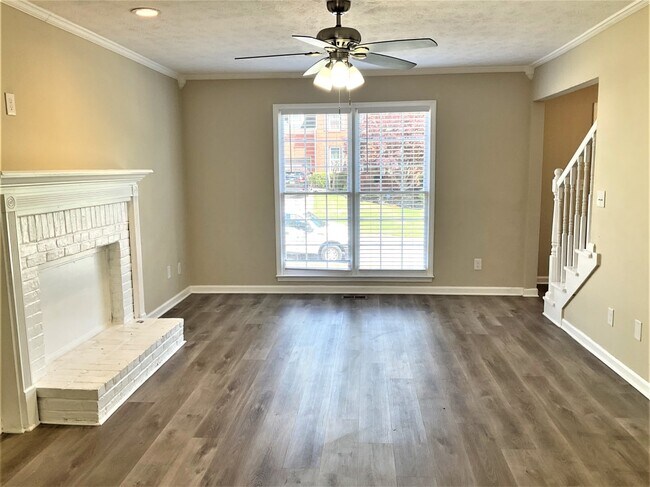 Building Photo - 1320 Wheatfield Dr