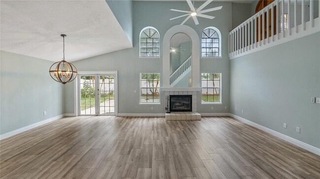 Foto del edificio - 468 Queensbridge Dr