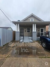 Building Photo - 2150 Hope St