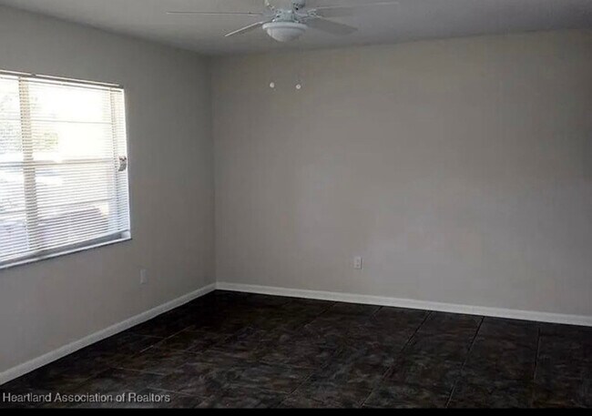 Foto del edificio - 101 Voss Ct