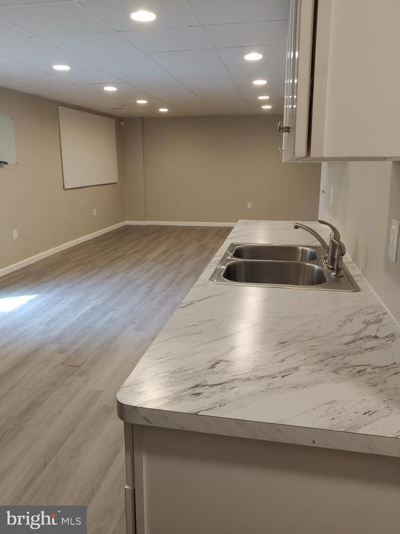 Foto del edificio - 45429 Heather St
