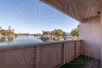 Building Photo - 3790 W Benjamin Holt Dr