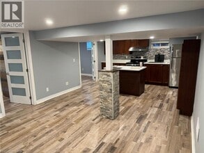 Building Photo - 146 Winona Rd