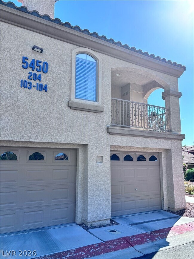 Building Photo - 5450 Cardinal Ridge Ct