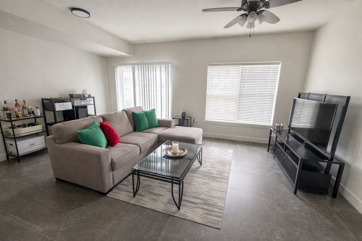 Foto del edificio - 3315 Stoneway Ct