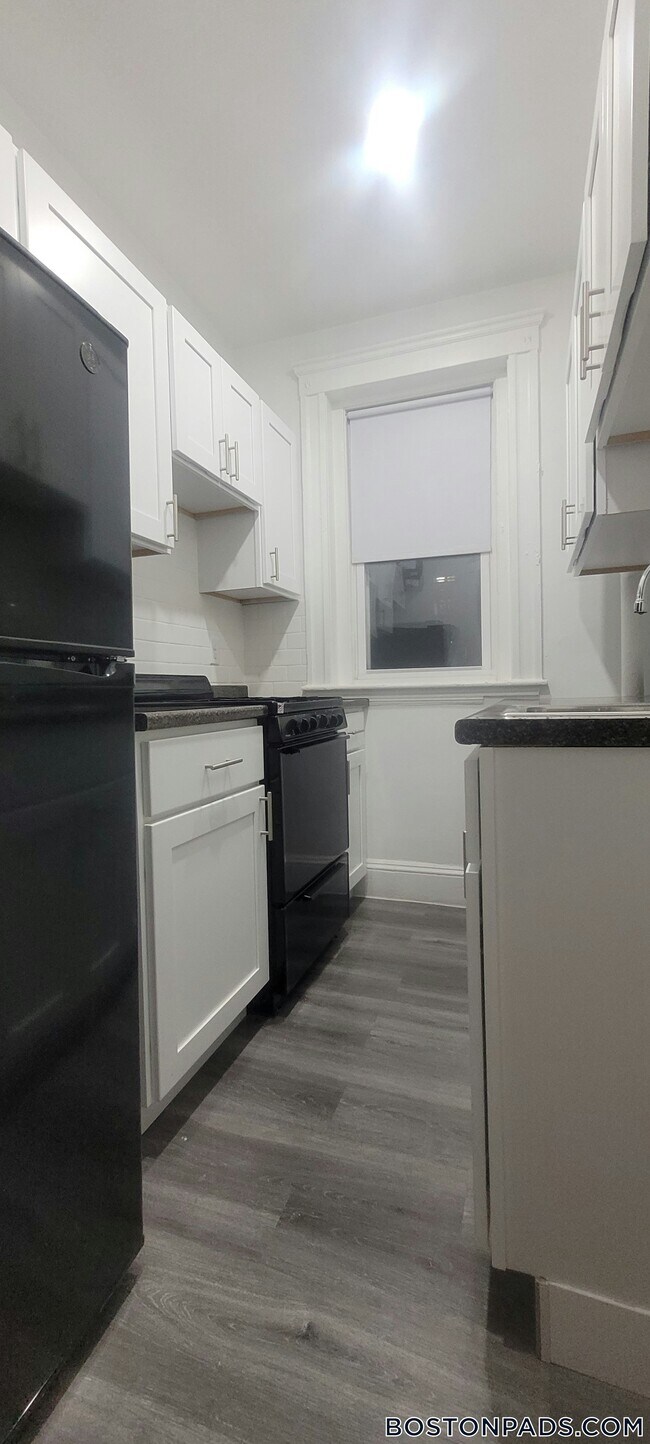 Building Photo - 1179 Boylston St