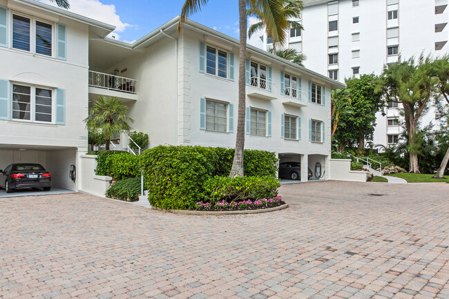 Foto del edificio - 1601 Gulf Shore Blvd N