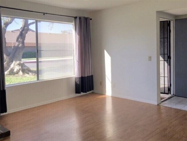 Foto del edificio - 6142 Hefley St