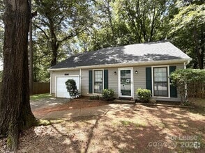 Building Photo - 6506 Doubletree Dr
