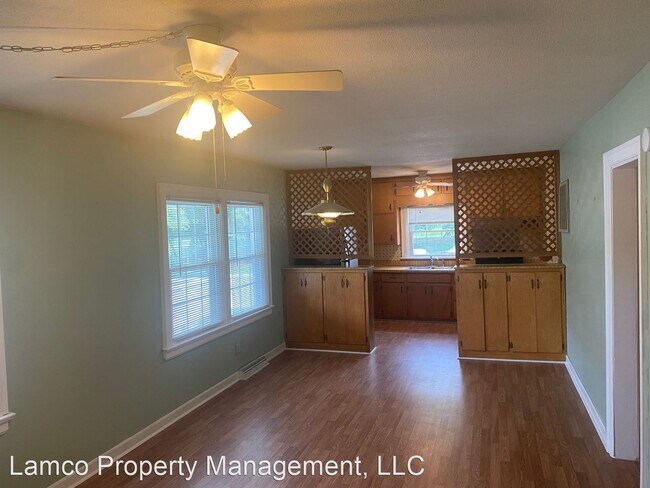 Foto del edificio - 3 br, 2 bath House - 1006 Bragg Street