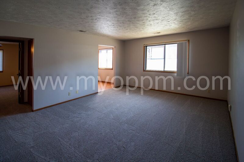 Primary Photo - 1715 N 73rd St
