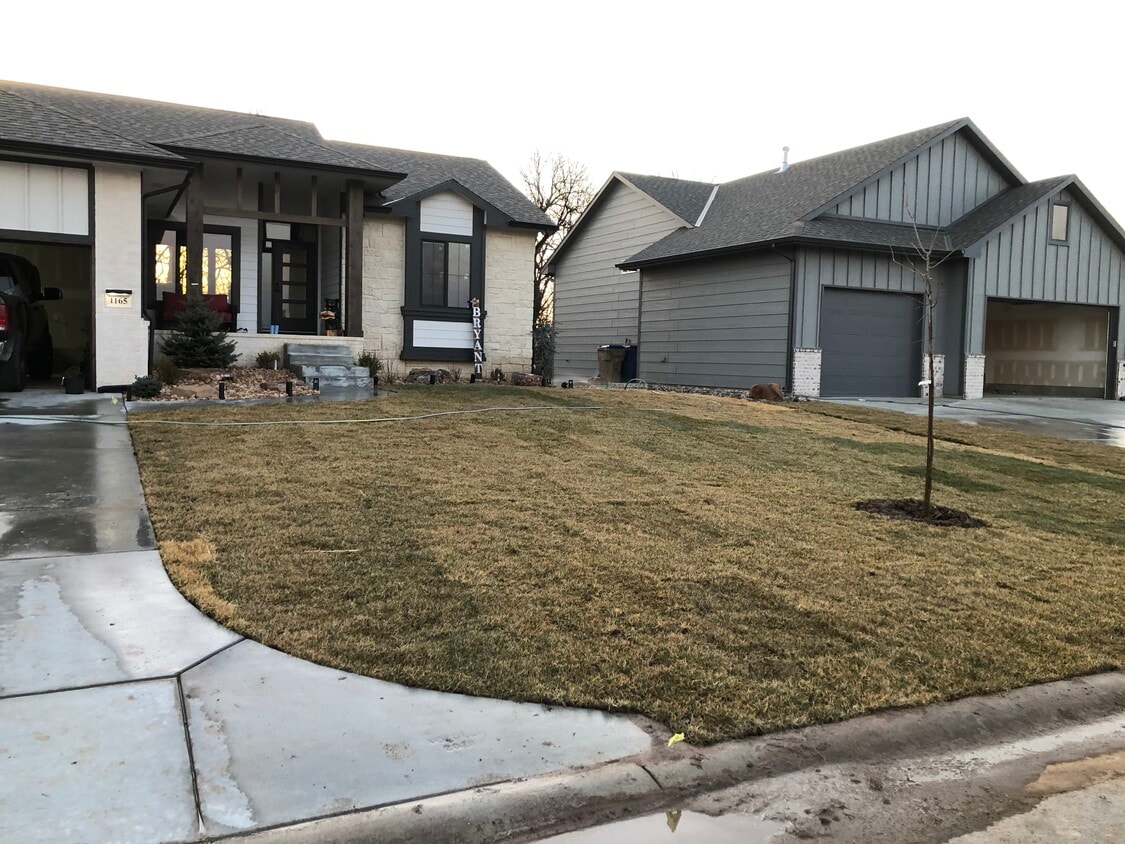 1165 S Crabtree Ln, Goddard, KS 67052 House Rental in Goddard, KS