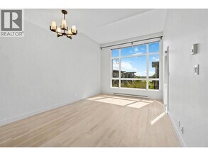 Building Photo - 7058 14th Ave