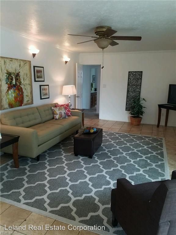 Foto del edificio - 5143 Westerly Dr