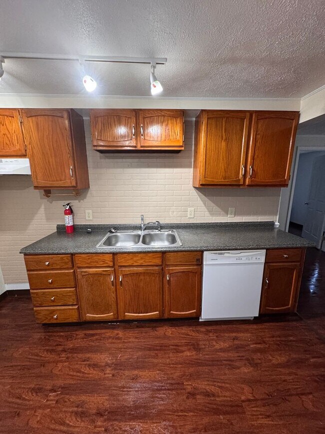 Foto del edificio - 127 N Roanoke Ave