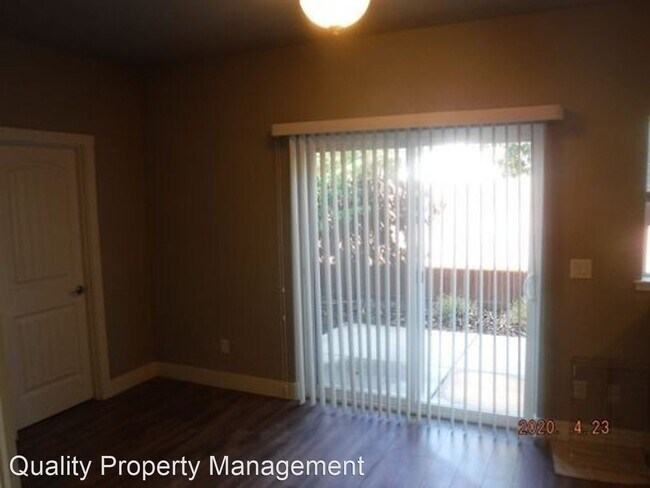 Building Photo - 529-529 Gray Ct
