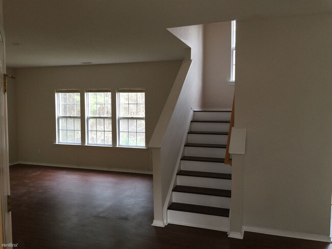 Building Photo - 4825 Heatherfield Way