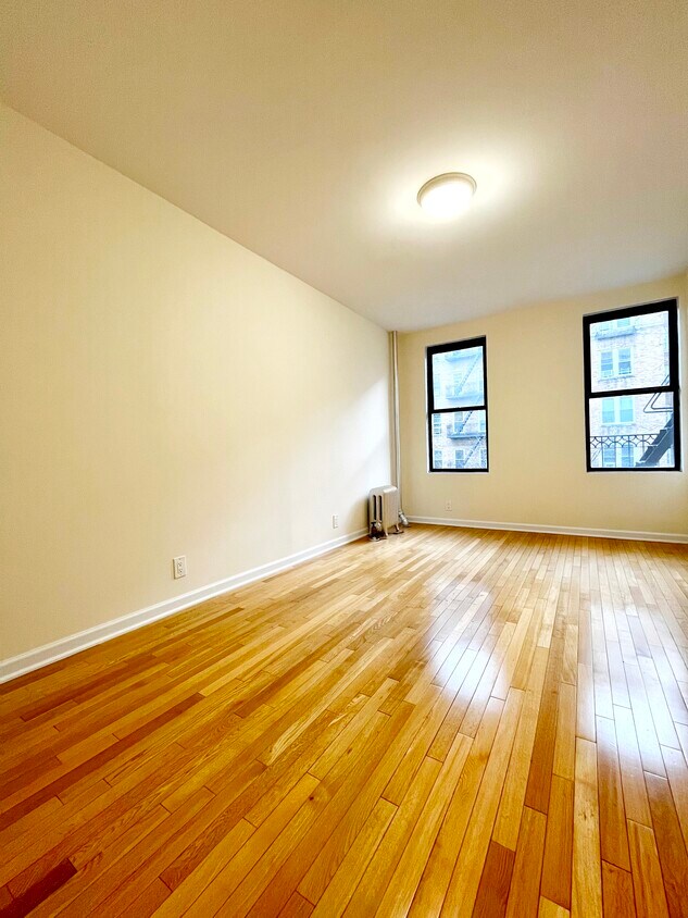 Bedroom - 600 W 173rd St