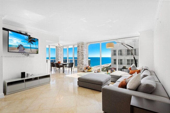 Building Photo - 4775 Collins Ave