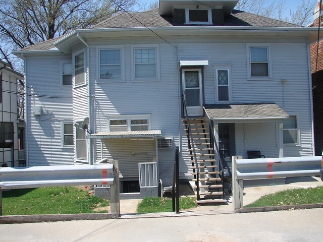 Building Photo - 523 N 40th St