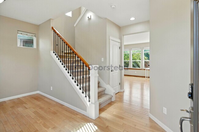 Foto del edificio - 830 235th Pl SE