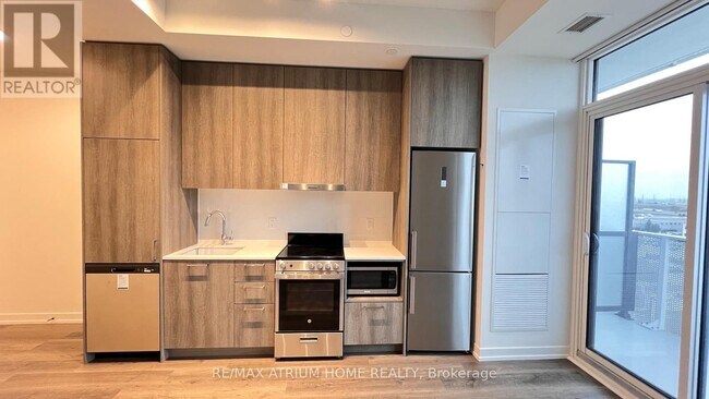 Photo du bâtiment - 195 Commerce St