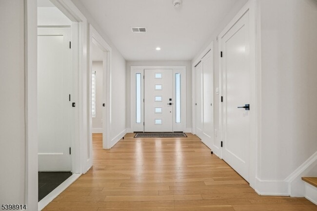 Foto del edificio - 30 Hemlock Terrace