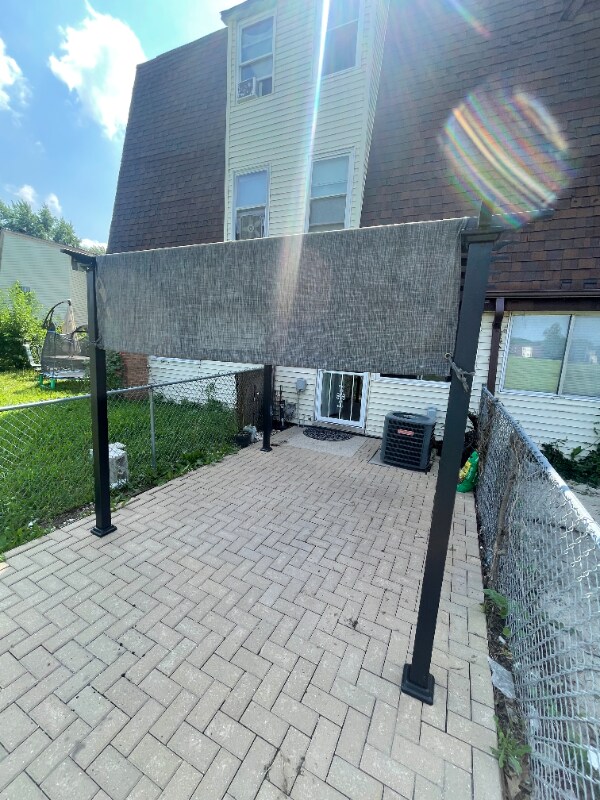 Foto principal - 8950 N 95th St