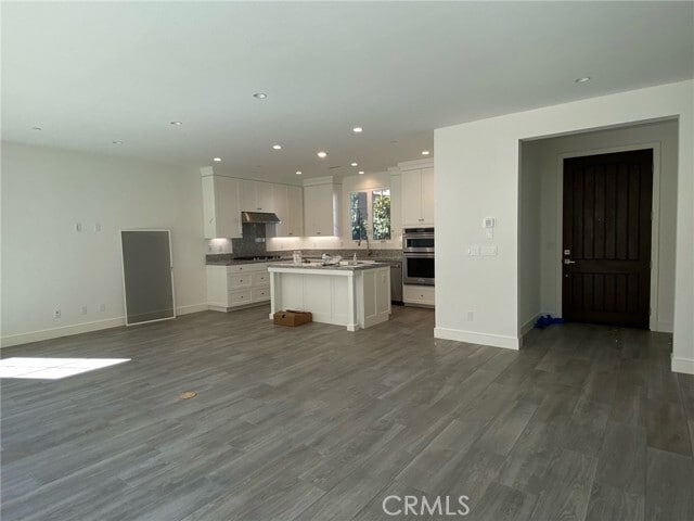 Building Photo - 100 Toretta