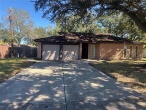 Building Photo - 527 Kingsbury Ln