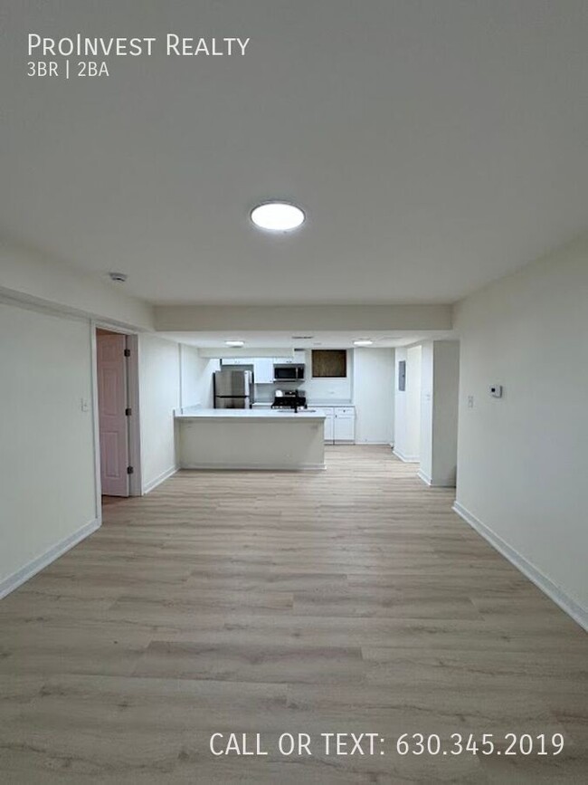 Foto del edificio - Newly Updated 3bed/2bath with In-Unit Wash...