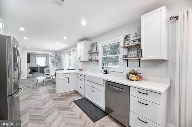 Building Photo - 8812 Churchfield Ln