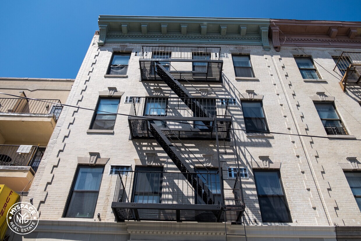 252 Schenectady Ave Unit 2C, Brooklyn, NY 11213 Room for Rent in