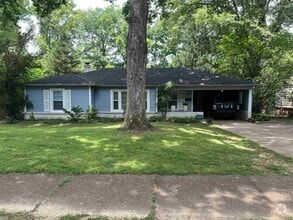 Building Photo - 1181 Dearing Rd