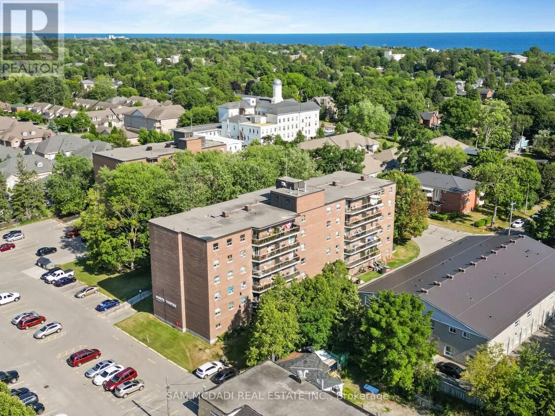 Photo principale - 47-547 Munroe St