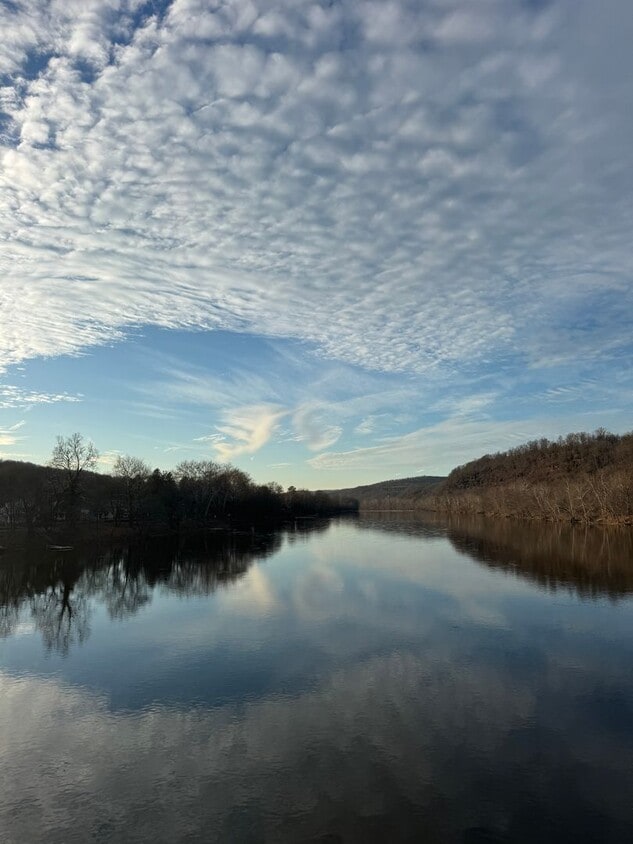 Building Photo - Riverfront home with parking, laundry, yard, river access